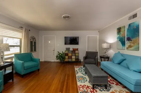 1921 East Avenue Katy TX 77493