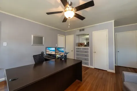 1921 East Avenue Katy TX 77493