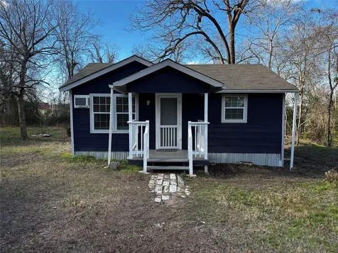 100 Ross Street B Huntsville TX 77320