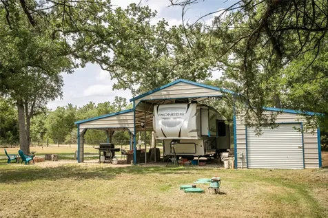 240 Cranberry Road Somerville TX 77879