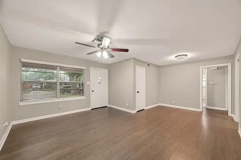 514 Evonne Street Houston TX 77017