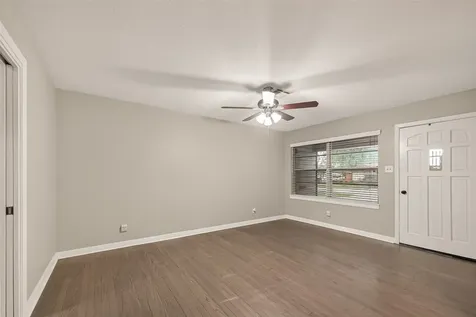 514 Evonne Street Houston TX 77017