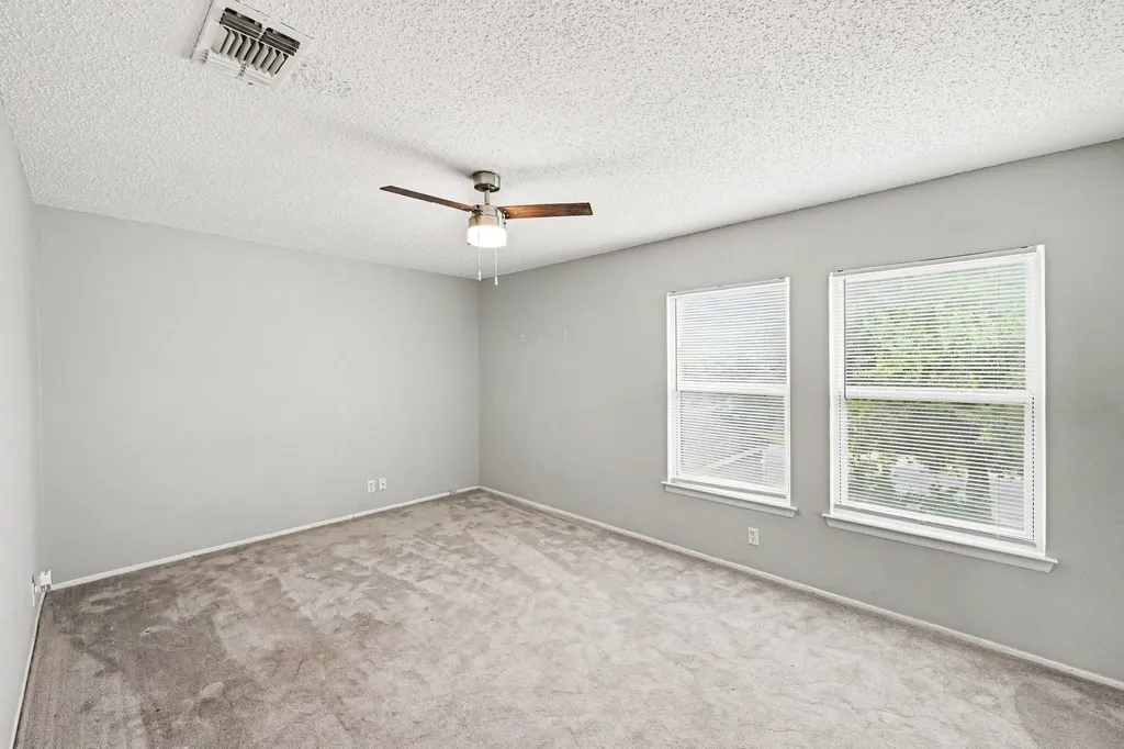 8404 Forest Ridge Drive San Antonio TX 78239