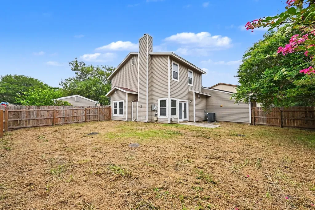 8404 Forest Ridge Drive San Antonio TX 78239
