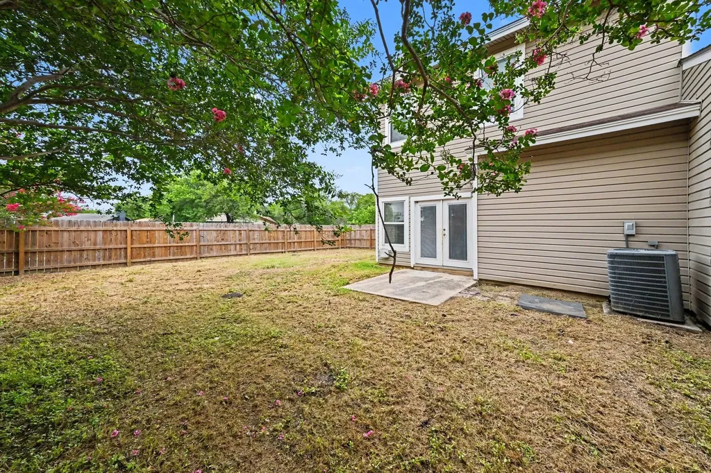 8404 Forest Ridge Drive San Antonio TX 78239