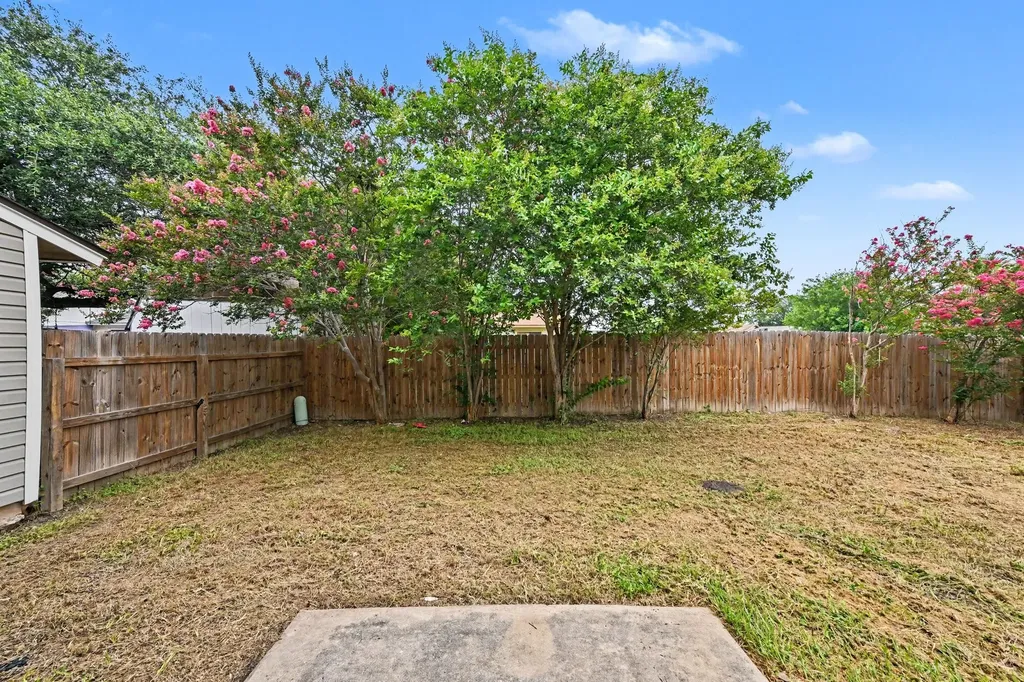 8404 Forest Ridge Drive San Antonio TX 78239
