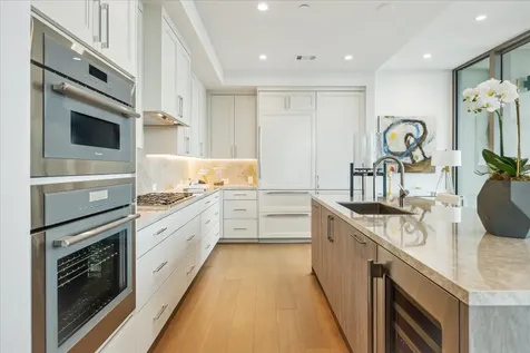 5656 San Felipe Street 506 Houston TX 77056