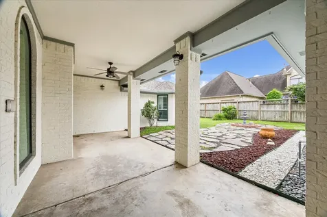 2313 Augusta Drive Pearland TX 77581
