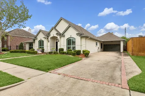 2313 Augusta Drive Pearland TX 77581