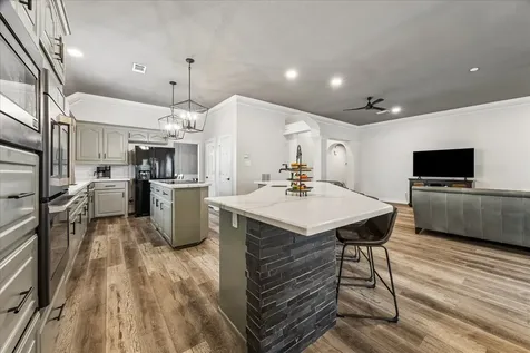 2313 Augusta Drive Pearland TX 77581