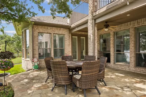 934 Poydras Street Sugar Land TX 77498