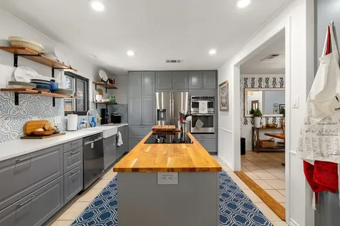 16513 Cornwall Street Jersey Village TX 77040