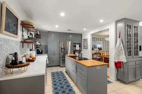 16513 Cornwall Street Jersey Village TX 77040