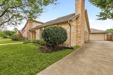 16513 Cornwall Street Jersey Village TX 77040