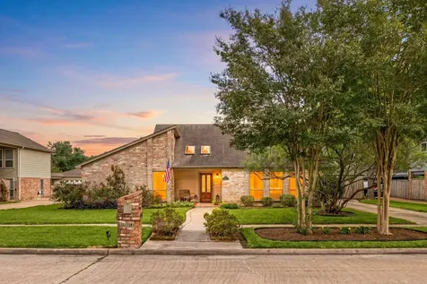 16513 Cornwall Street Jersey Village TX 77040
