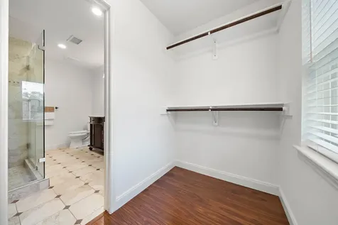 6434 Burgoyne Road 109 Houston TX 77057