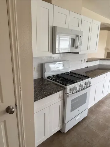 2226 Dawn Shadow Way Fresno TX 77545