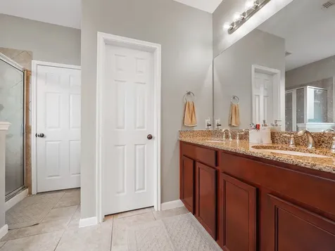 4487 Gran Canary Drive League City TX 77573