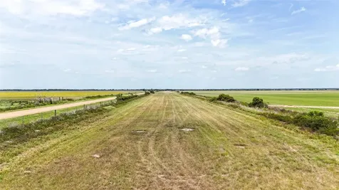 1113 County Road 395 Louise TX 77455