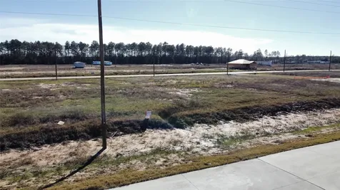 304 304 Road 5914-10 Cleveland TX 77327