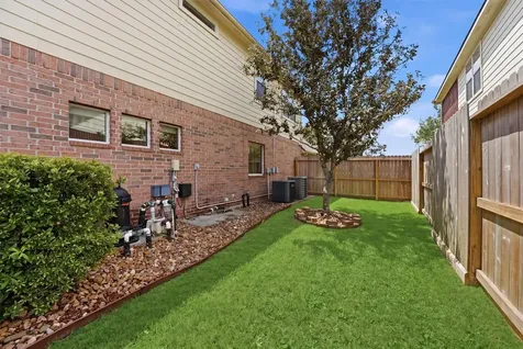 2514 Brittany Lakes Drive League City TX 77573