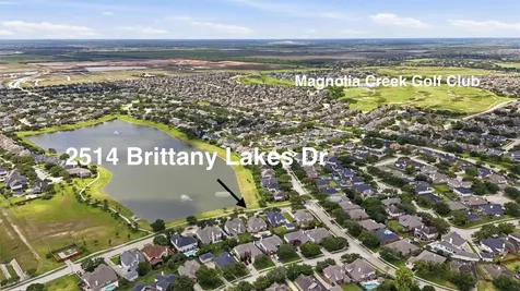2514 Brittany Lakes Drive League City TX 77573