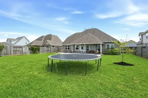 11915 Champions Gate Drive Mont Belvieu TX 77535