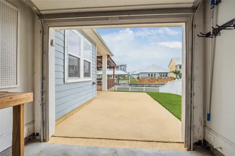 5121 Allen Cay Drive Texas City TX 77590