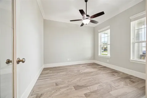 5121 Allen Cay Drive Texas City TX 77590