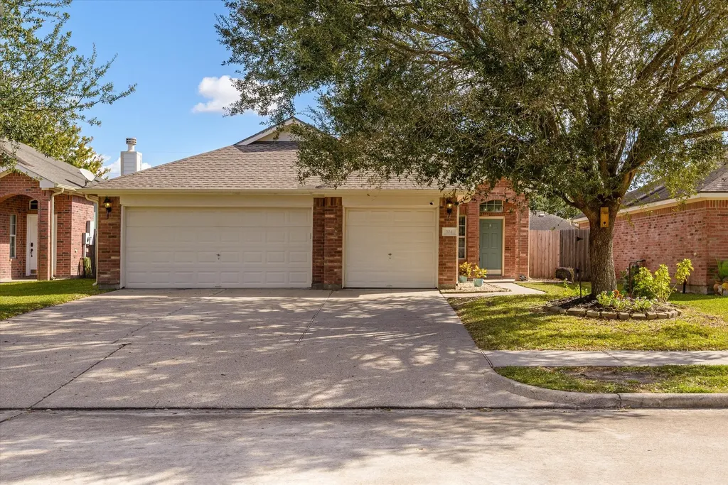 104 Laurel Meadow Court La Marque TX 77568