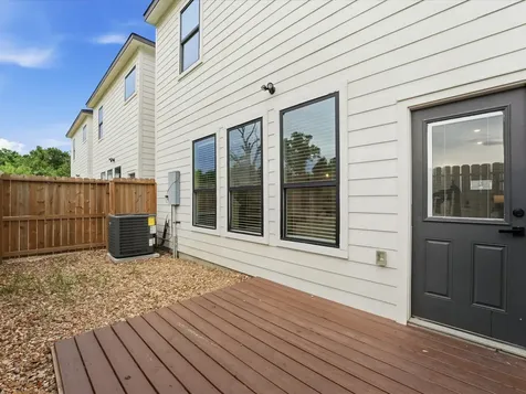866 Rachel Street E Houston TX 77091