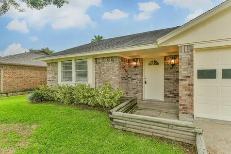 2230 E Clare Street Deer Park TX 77536