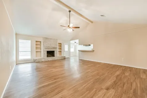 2230 E Clare Street Deer Park TX 77536