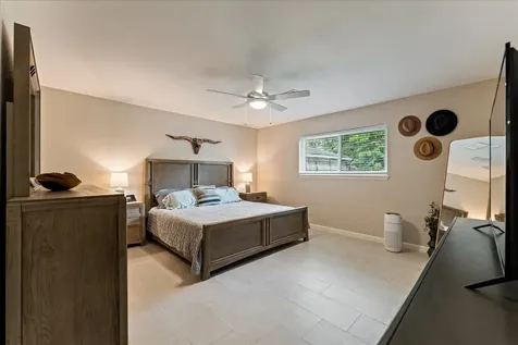 11314 Hillcroft Avenue Houston TX 77035