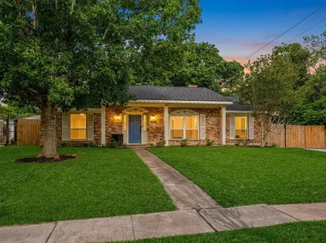 11314 Hillcroft Avenue Houston TX 77035