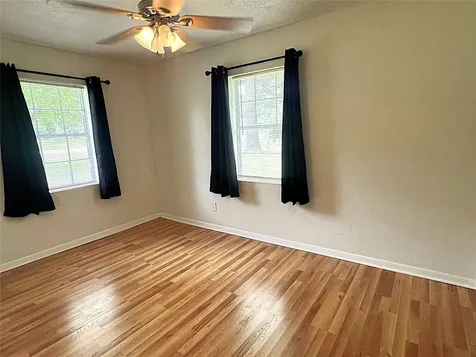 560 Beverly Drive Shepherd TX 77371