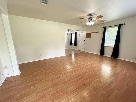 560 Beverly Drive Shepherd TX 77371