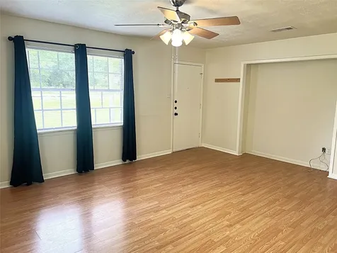 560 Beverly Drive Shepherd TX 77371