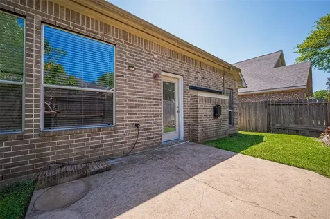 3318 Thistlegrove Lane Sugar Land TX 77498
