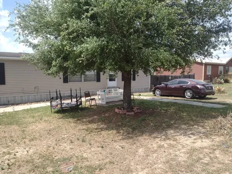 1103 Williams Avenue Schulenburg TX 78956