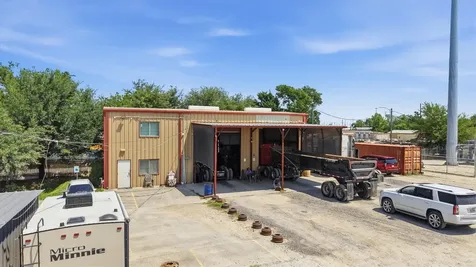 2510 Sakowitz Street Houston TX 77020