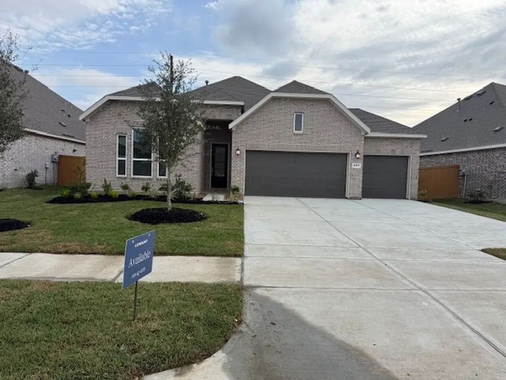 8315 Holly Blue Drive Rosharon TX 77583
