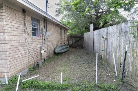 201 Fm 1160 Road Louise TX 77455
