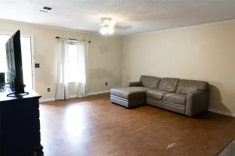 201 Fm 1160 Road Louise TX 77455