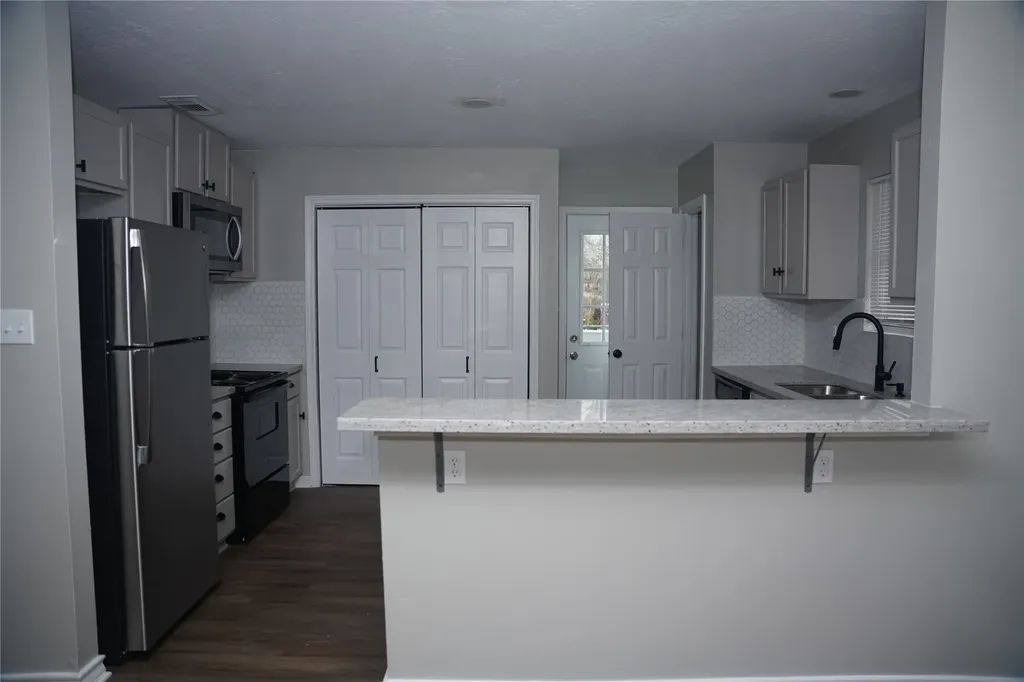 4122 Tiffin Street Street Houston TX 77026
