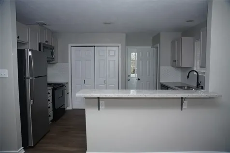 4122 Tiffin Street Street Houston TX 77026