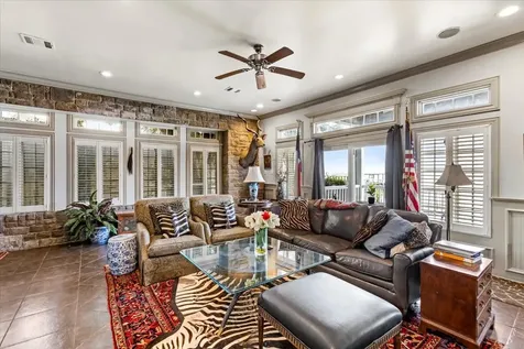 3039 Bayshore Drive Bacliff TX 77518
