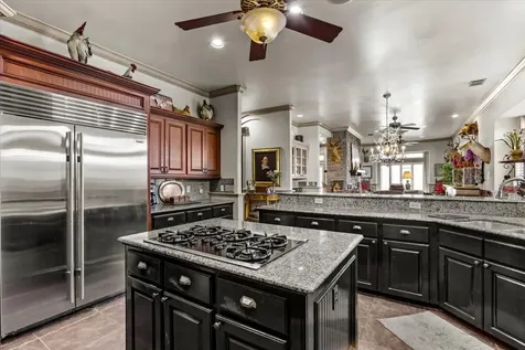 3039 Bayshore Drive Bacliff TX 77518