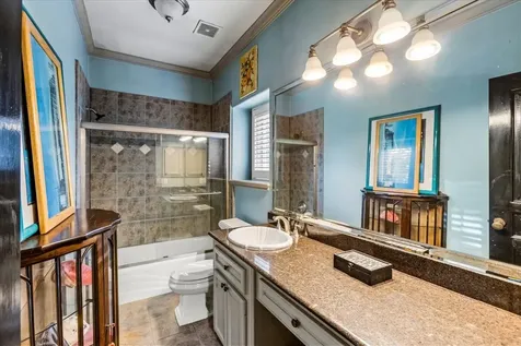 3039 Bayshore Drive Bacliff TX 77518