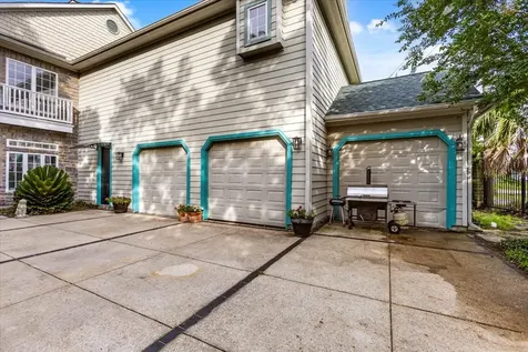 3039 Bayshore Drive Bacliff TX 77518